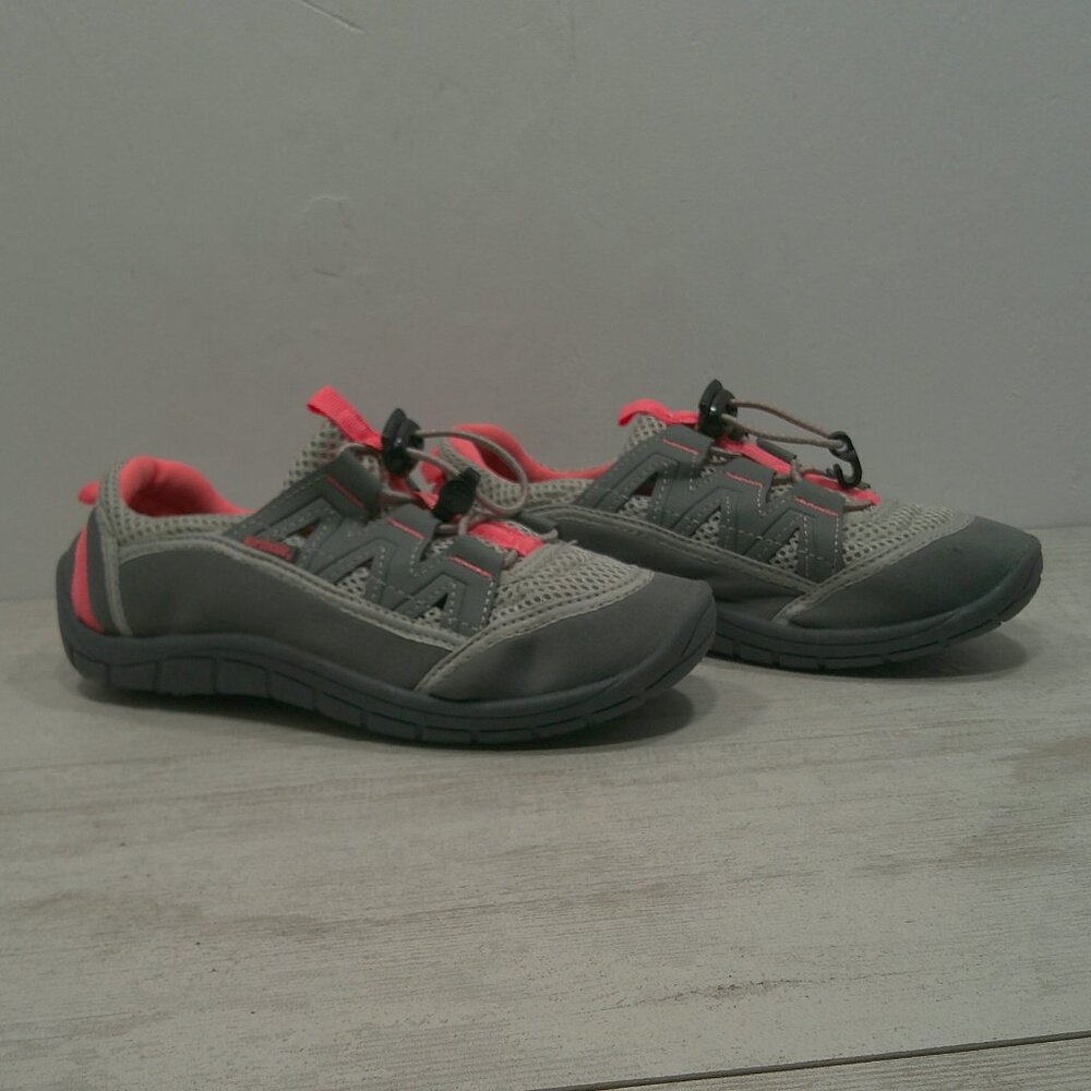 Northside Womans Gray Coral Water shoes w/ Bungee Closure Size 6